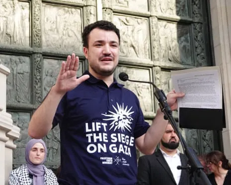 American Judge Orders Deportation of Palestinian-Supporting Activist Due to Misrepresented Information on Green Card Form