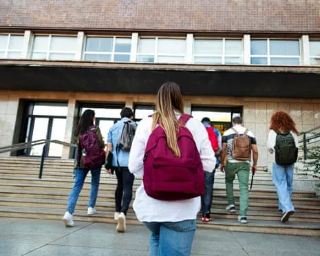 While Teen Boys Move Toward Conservatism, the Rise of the 'New Chill Girl' Trend Becomes Apparent